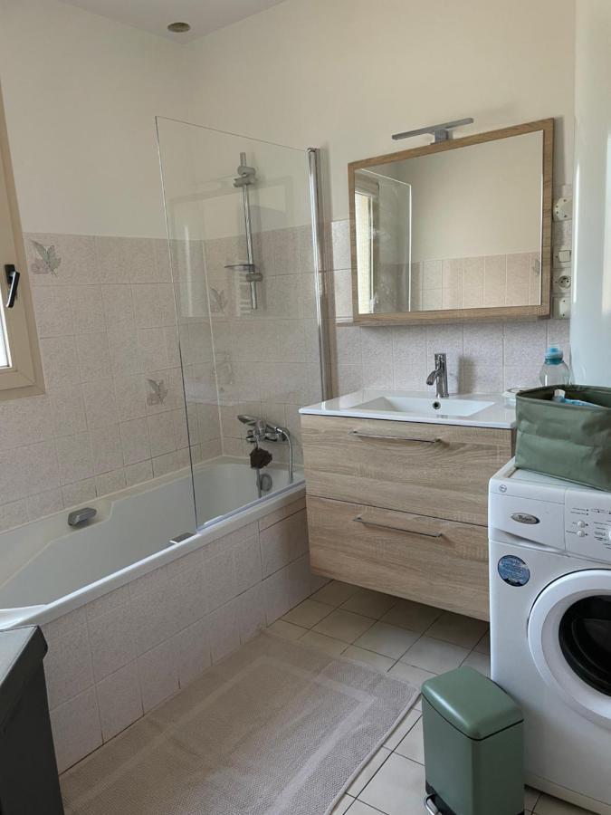 Gite Milin A Sizun Hebergement Confortable Pour 7 Pers Exterior photo