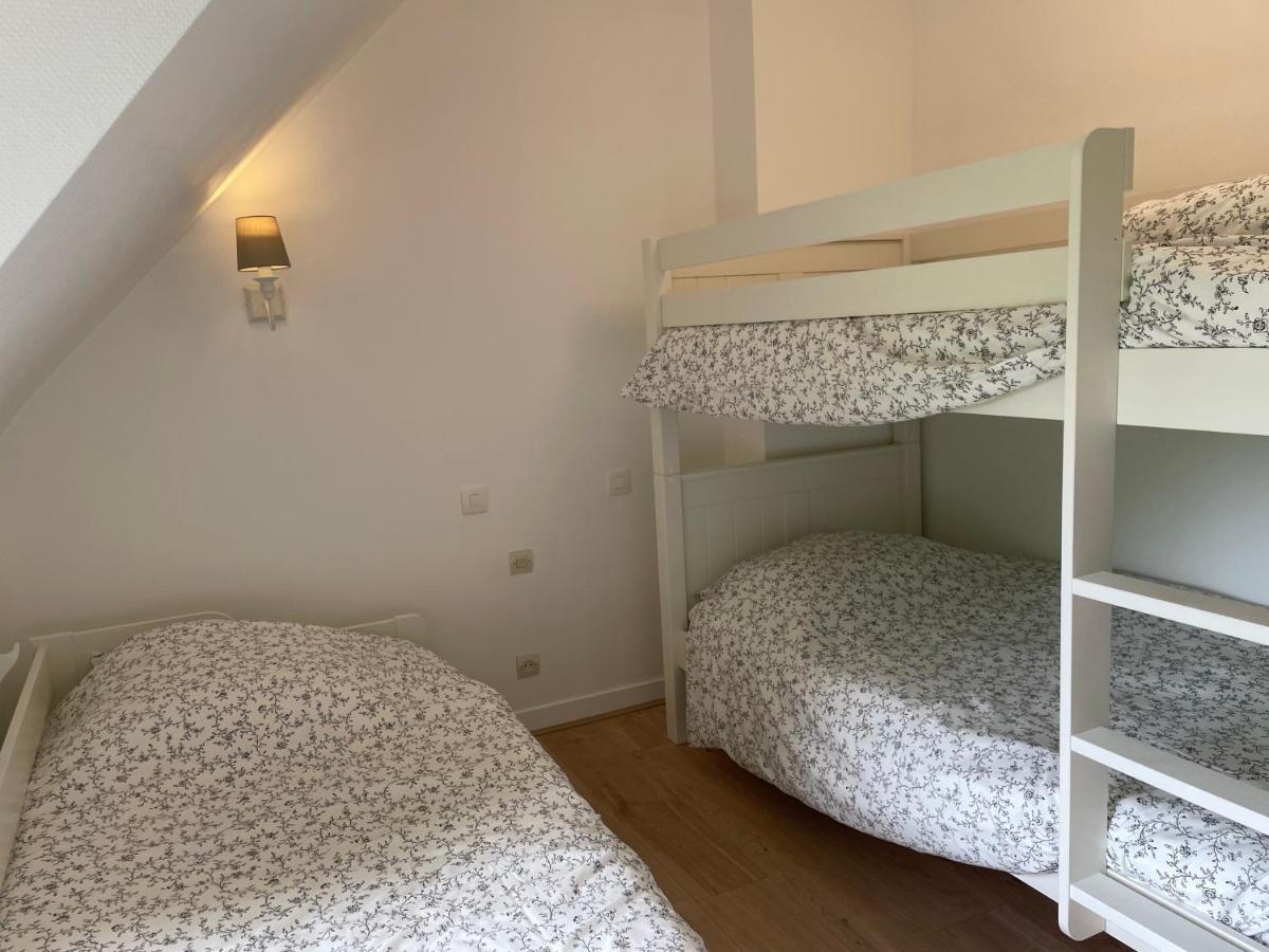 Gite Milin A Sizun Hebergement Confortable Pour 7 Pers Exterior photo