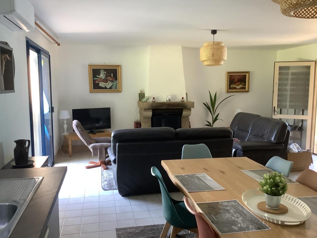 Gite Milin A Sizun Hebergement Confortable Pour 7 Pers Exterior photo